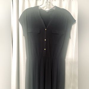 Roz & Ali Black cap sleeved shirt dress with gold buttons